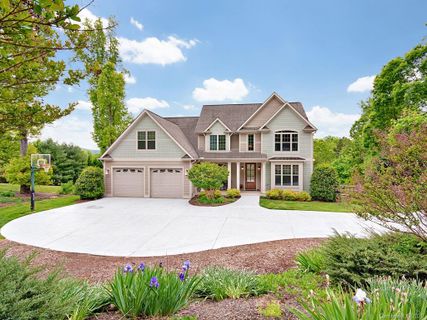 138 Glen Trillium Drive sold home in Trillium Glen, Fletcher, NC