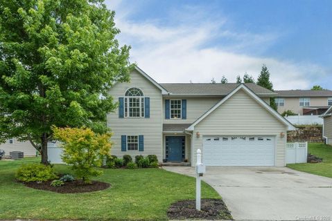 17 Attaberry Court sold home in Riceville Meadows, Asheville, NC
