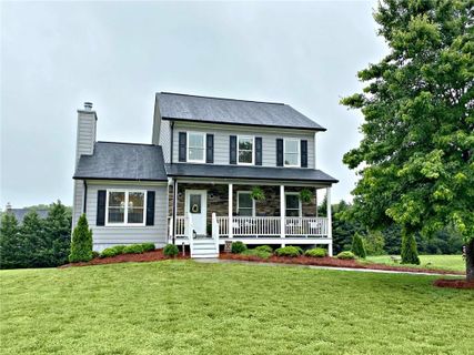 4992 Munger Lane sold home in Berkshire Place, Hickory, NC