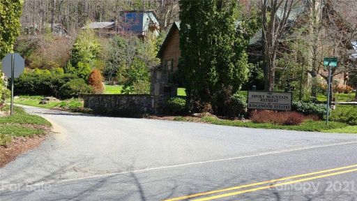 14 Hickory Drive sold home in Ridgewood Estates, Waynesville, NC