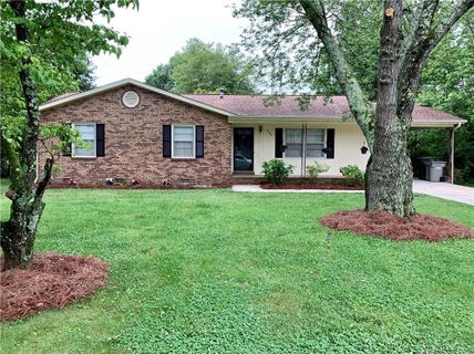 1525 Vanderlip Drive