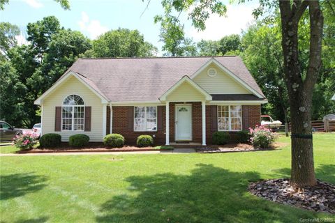 2323 River Chase Drive
