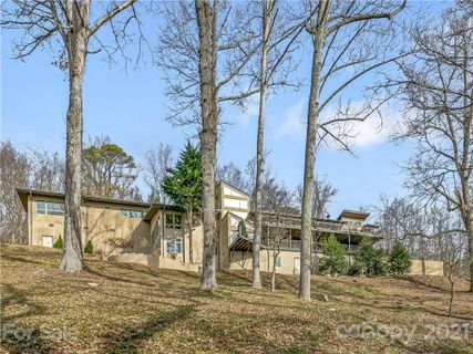 101 Crestwood Road