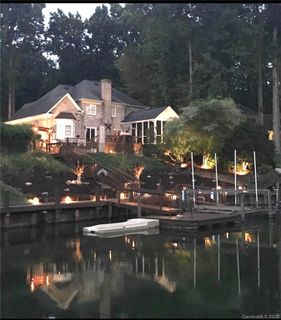 21320 Blakely Shores Drive