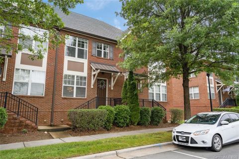 120 Steinbeck Way Unit B