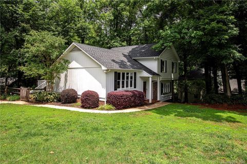 1156 Honeybee Trail