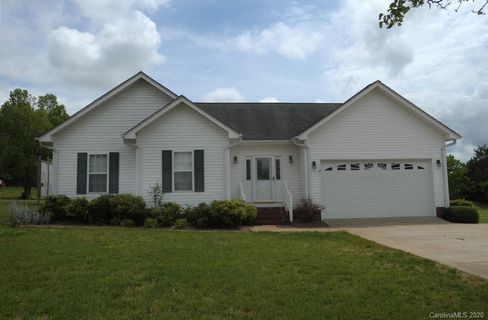 111 Cheval Trail sold home in Beaumont Farm, Cleveland, NC