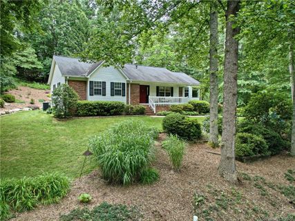 311 Derby Lane