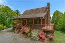 1724 Little Rock Canyon Road sold home in Lenoir, SC