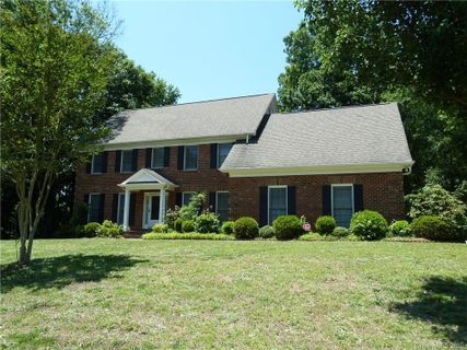 2717 Riddings Court sold home in Sweetwater, Charlotte, NC