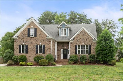 7923 Mountain Shore Drive sold home in Paramount Shores, Sherrills Ford, NC
