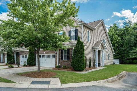 11908 Red Rust Lane