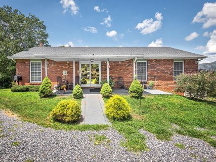 68 Windy Knoll Drive sold home in Pine Haven, Clyde, NC