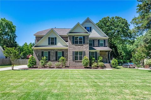 2801 Springs Drive