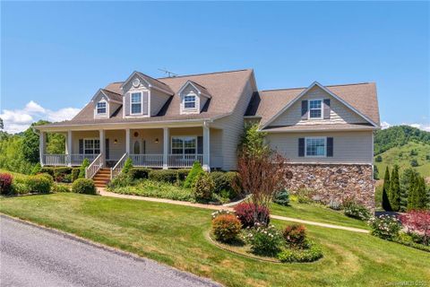 356 Everview Lane sold home in River Ridge Estates, Waynesville, NC