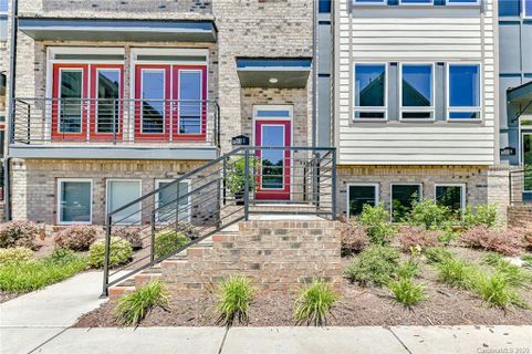 Previously sold for $470,000