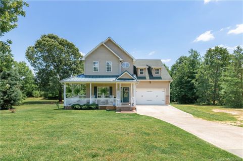 2105 Pinnacle View Drive