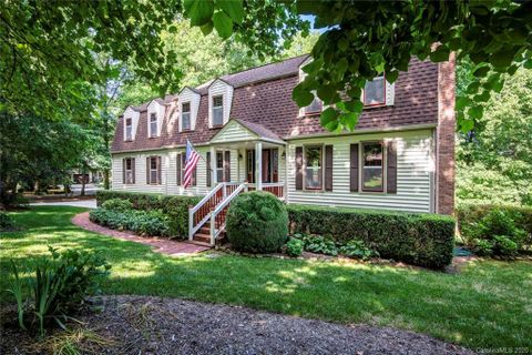 1480 Robinhood Drive sold home in Sherwood Forest, Morganton, NC