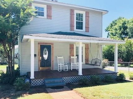 105 Short Street
