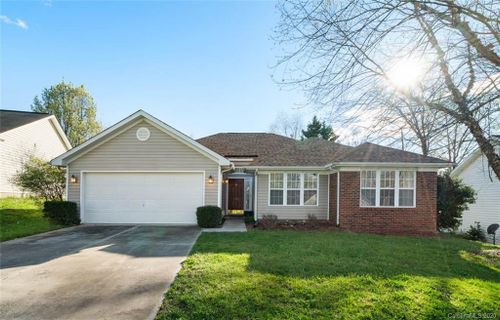 7422 Saddle Trail Lane