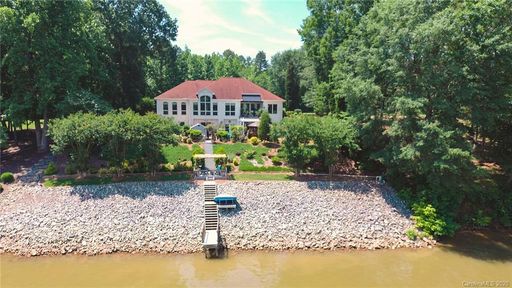 5952 Wood Duck Way