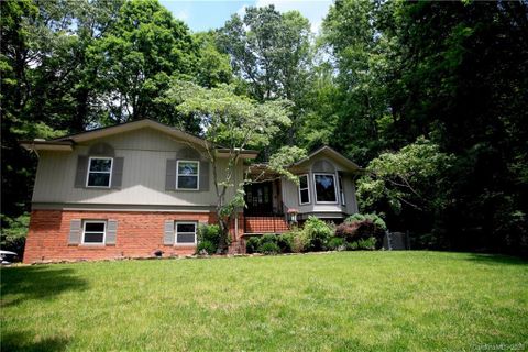 14 Windjammer Way