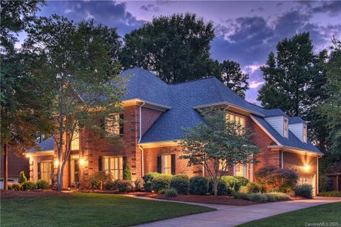 7225 Meadow Run Lane