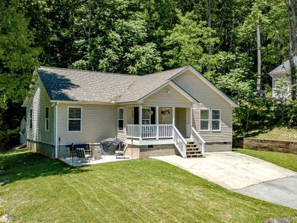 287 Newberry Drive