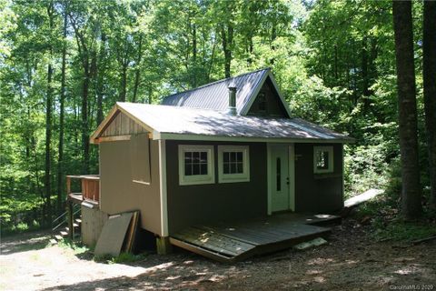 30 Rainbow Lake Circle sold home in Rainbow Lake, Black Mountain, NC