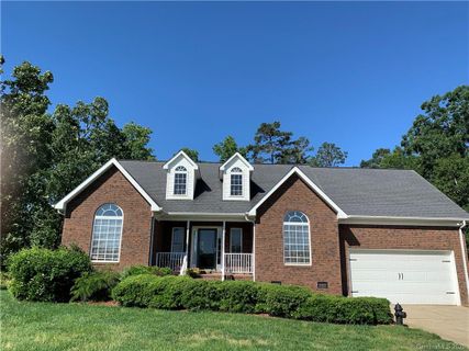 1927 Redwood Drive sold home in Arbor Heights, Oakboro, NC