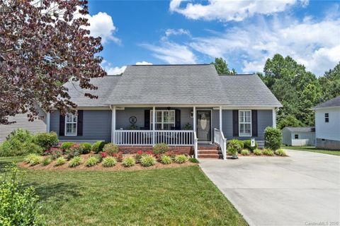 644 Red Hawk Lane