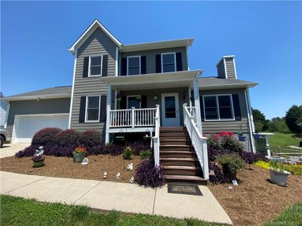 5394 Winding Oak Drive