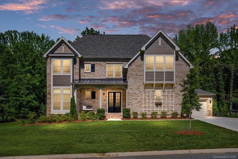 817 Giacomo Drive