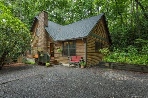 203 Pine Grove Road sold home in Christmount, Black Mountain, NC