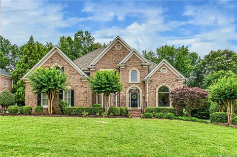 9307 Whispering Wind Drive 43