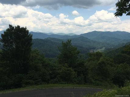 79 Traditions Way sold home in Mountain Traditions, Mars Hill, NC