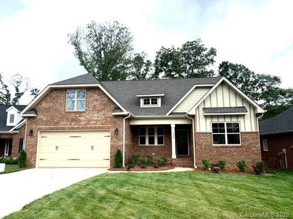 7853 Ballentrae Place
