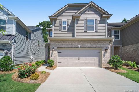 15334 Scholastic Drive