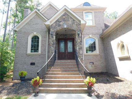 245 Palm Cove Way
