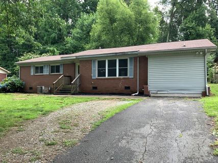 1429 Sherwood Drive
