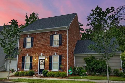 592 Summerfield Place