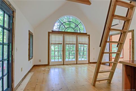 1466 Hickory Acres Road