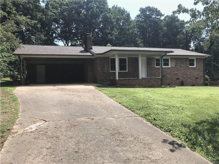 1242 Huckleberry Drive sold home in Hillcrest Acres, Lincolnton, NC