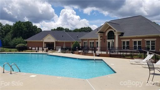 0 E Glenview Drive 318