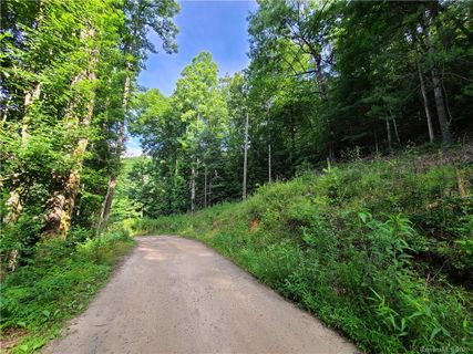 Lot 44 Laurel Mountain View Road sold home in Laurel Mountain, Flat Rock, NC