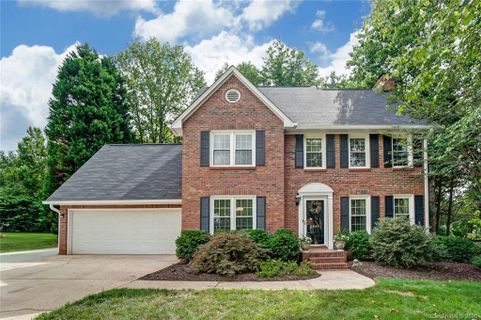 2840 Ridgehaven Court sold home in Colony Woods, Gastonia, NC