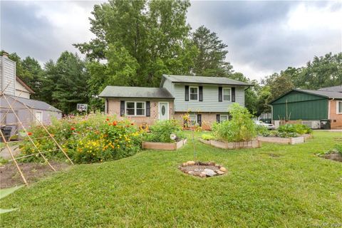 515 King Arthur Drive