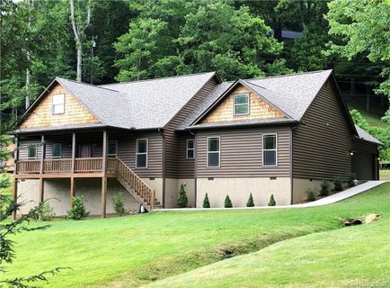 59 Hickory Drive sold home in Ridgewood Estates, Waynesville, NC