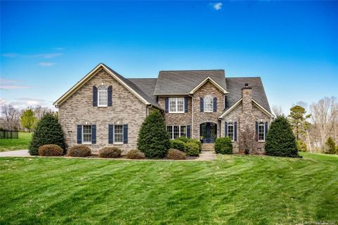 161 Walden Drive sold home in Walden Ridge, Mooresville, NC