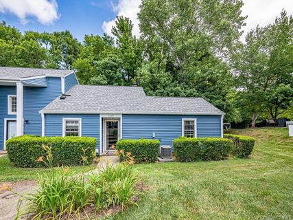 6530 Point Comfort Lane